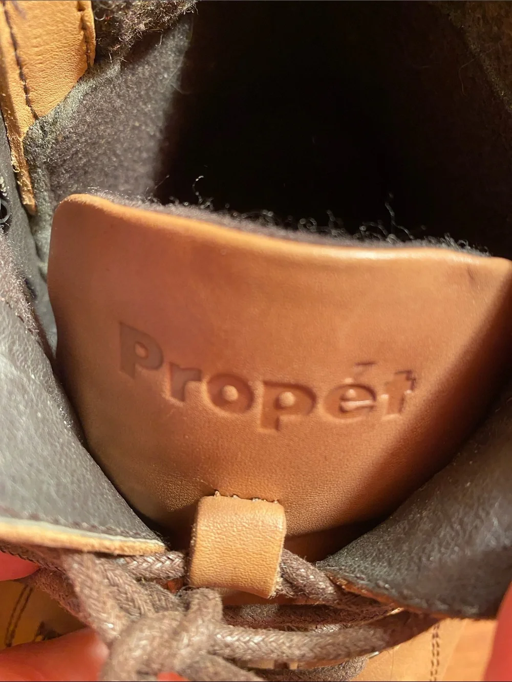Propet Brown Leather Lace-Up Chukka Boots with Side Zip-8.5 Timeless Classic